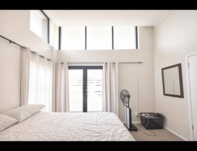 2 BEDROOM APARTMENT FOR SALE IN UMHLANGA RIDGE